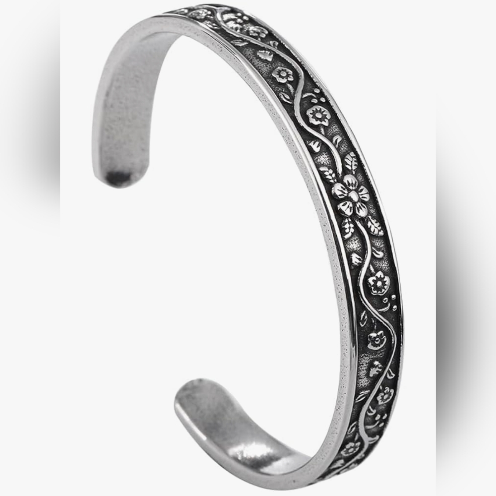 Floral Engraved Silver Cuff Bracelet‎